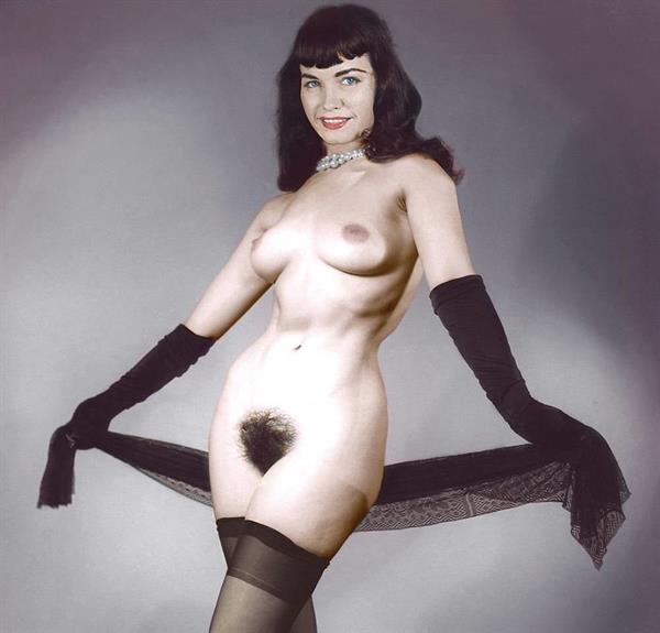 Bettie Page - pussy