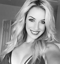 Paige Spiranac taking a selfie
