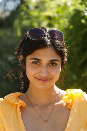 Reina Rae Pictures Reina Rae Yellow Top