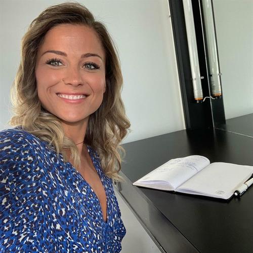 Laure Boulleau Instagram pics