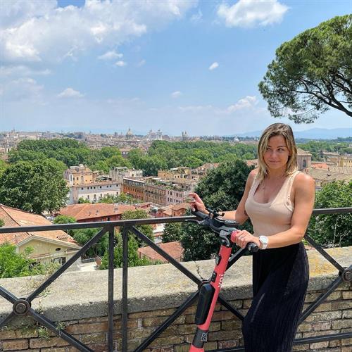 Laure Boulleau Instagram pics