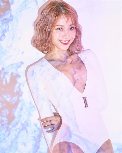 Beautiful Korean star - Instagram picture 09/01/2020 to 09/14/2022