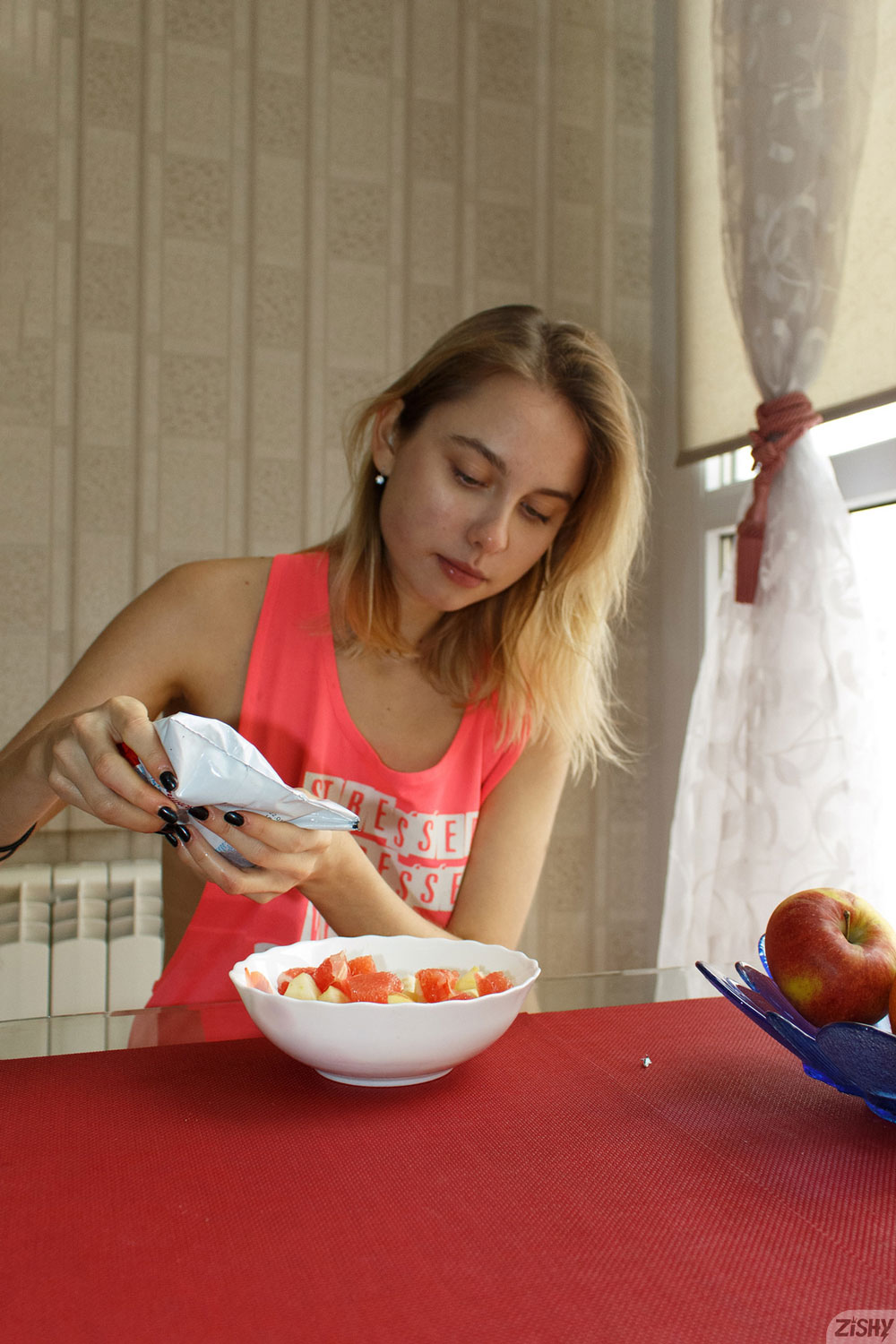 Sofi Levchenko Slim Euro Blonde