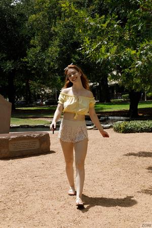 Nala Brooks Pictures Nala Brooks Flashing her Perfect Breasts