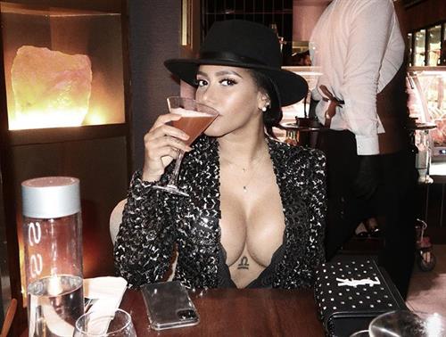 Mayoli Sena Pictures Mayoli Sena