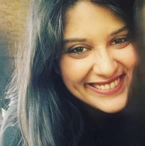 Beautiful Brunette Chrysa