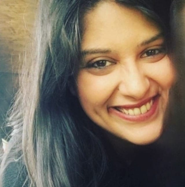 Beautiful Brunette Chrysa