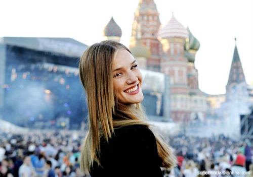 Rosie Huntington-Whiteley