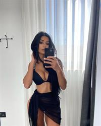 Monique Farrugia taking a selfie