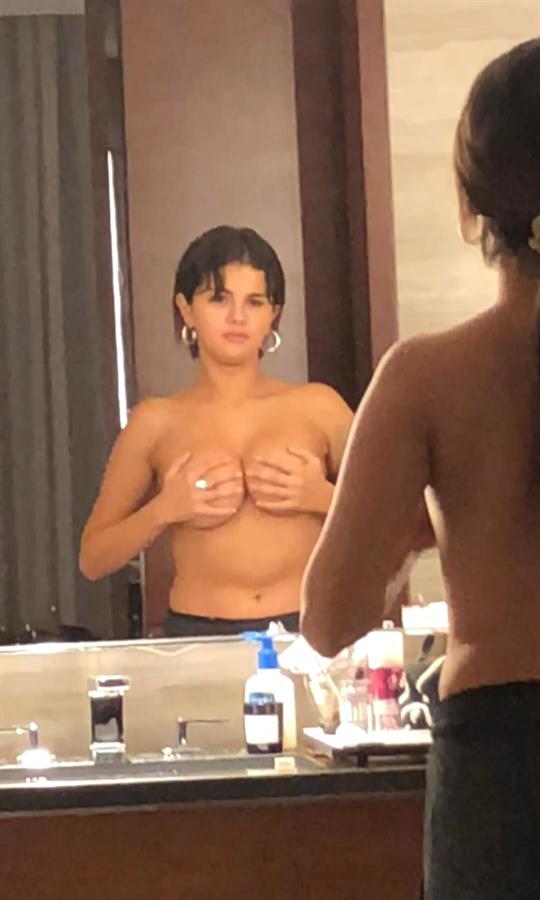 Hand bra