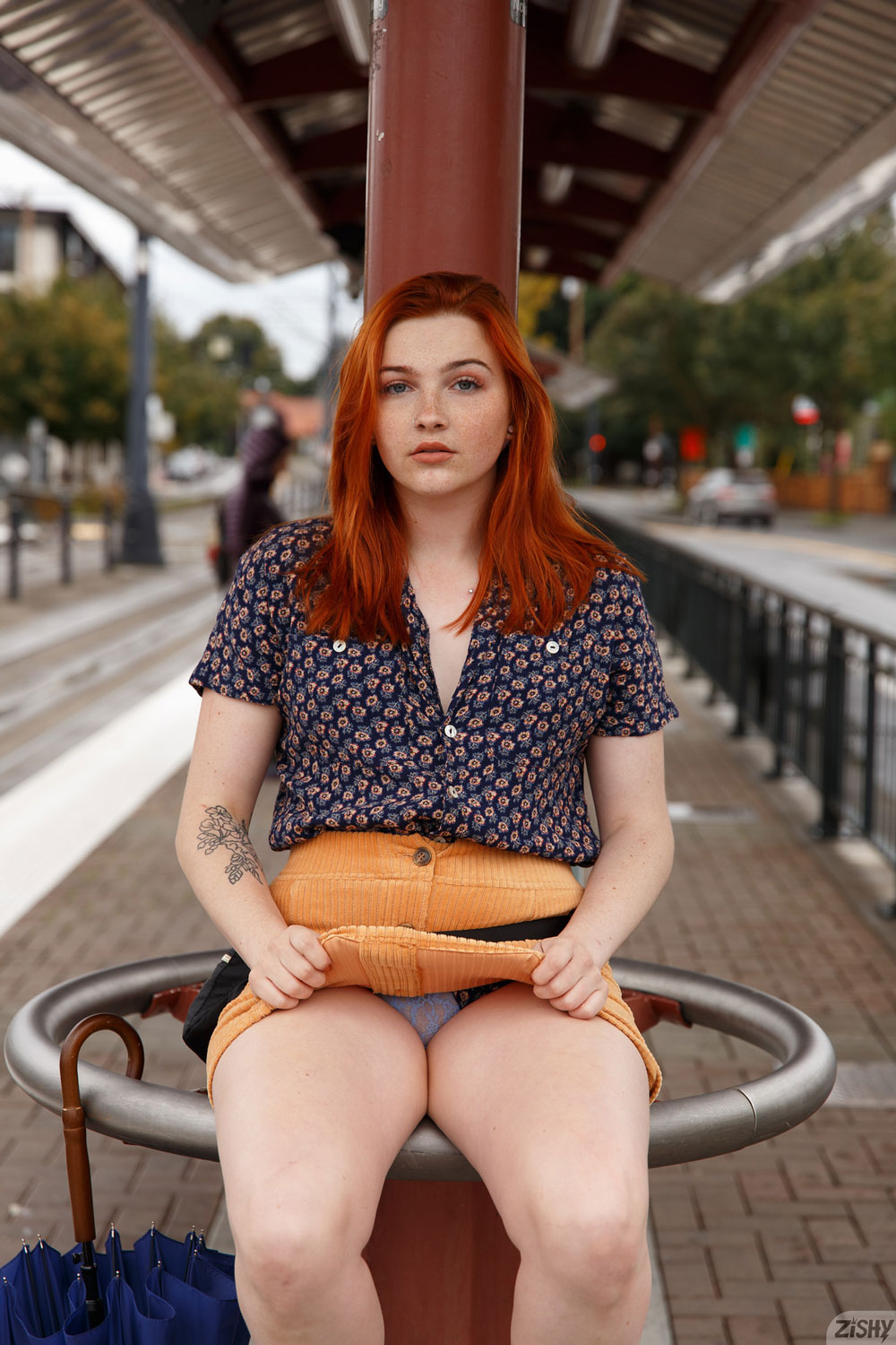 Curvy Rae Frederickson in a Yellow Skirt