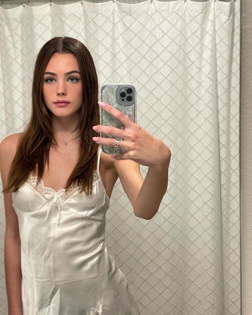 Jamie Duff taking a selfie