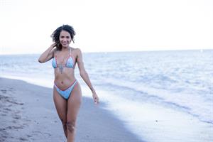 Abril Nude Pictures Abril: Vacation At Sea