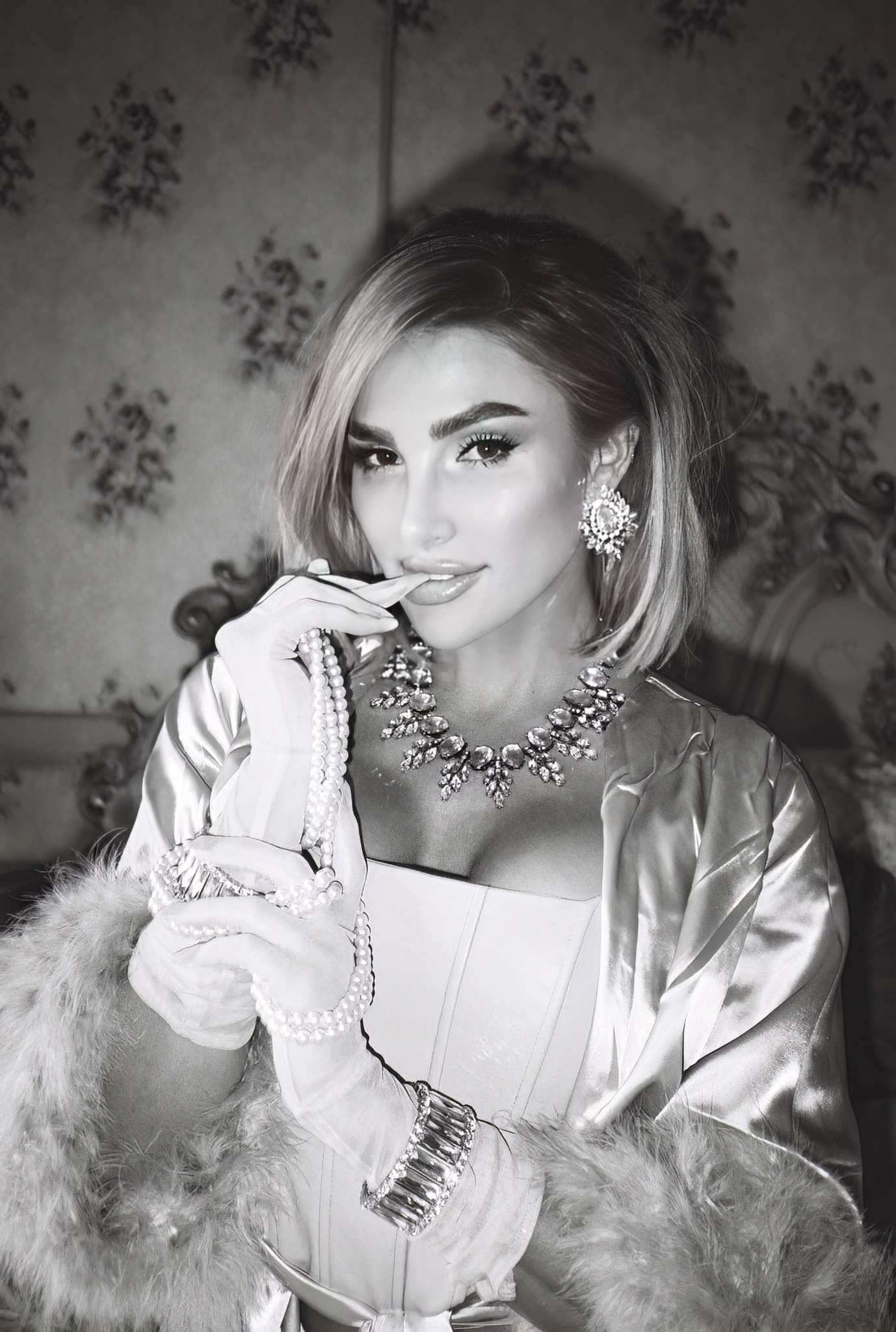 Kenzie Anne - Actress/Model/Adult film star/AVN Award winner