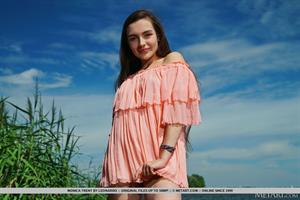 Monica Trent Nude Pictures Lakeside View