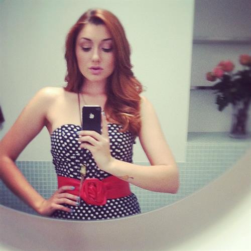 Anastasia Baranova taking a selfie