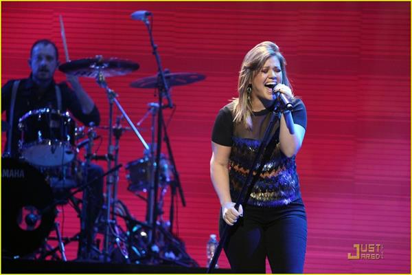 Kelly Clarkson