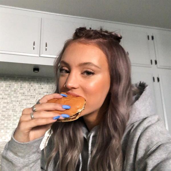 Riley Hubatka