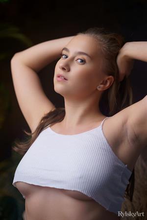 Milla Nude Pictures Vanilla