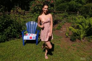 Molly Little Nude Pictures Snail Trail