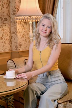 Lolla Elfie Nude Pictures Presenting Lolla Elfie