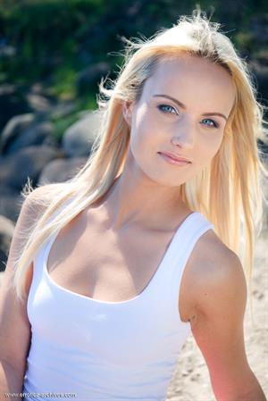 Sophia Sonne Nude Pictures Sophia Sonne