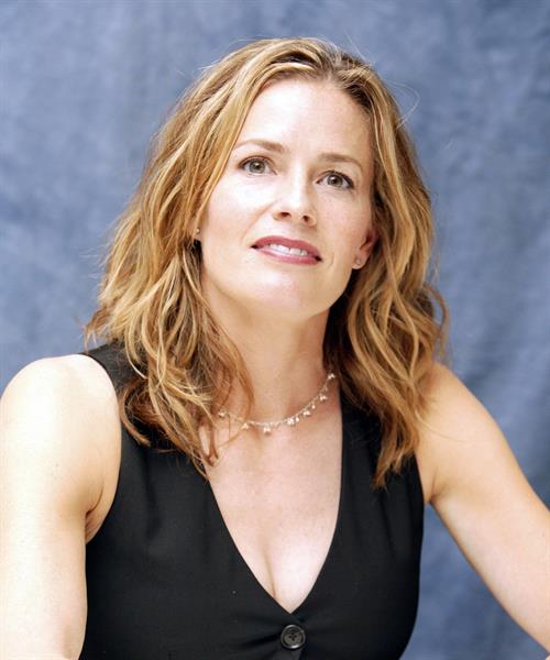 Elisabeth Shue