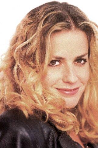 Elisabeth Shue