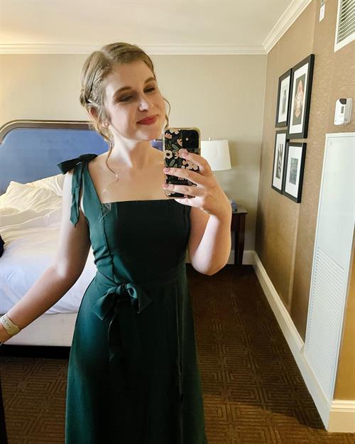 Addie Counts taking a selfie