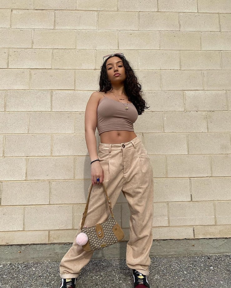 Alessya Farrugia Pictures Alessya Farrugia