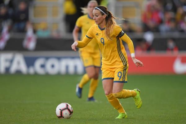 Kosovare Asllani