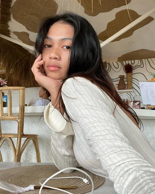 Give me high ratings and I show you my body... 