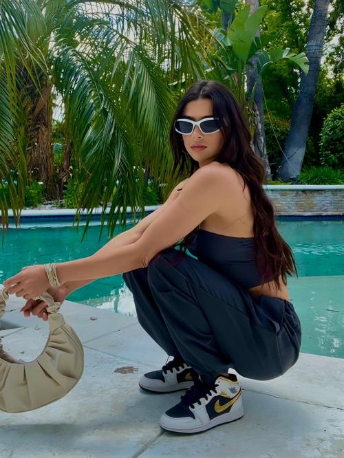 Kylie Rocket Pictures Kylie Rocket Selfies