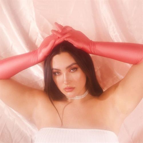 Yumi Nu Pictures Yumi Nu