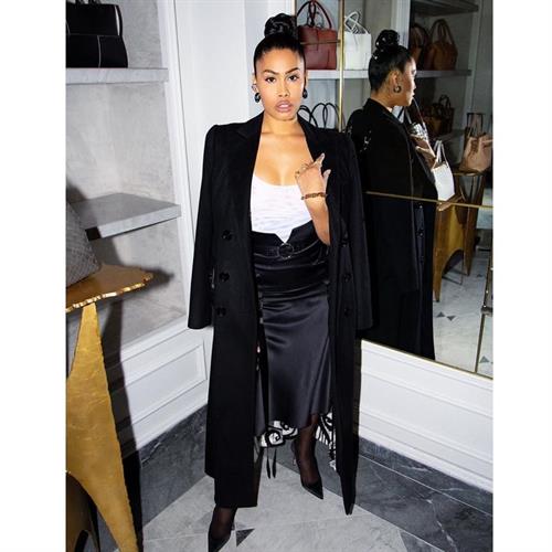 Leyna Bloom Pictures Leyna Bloom