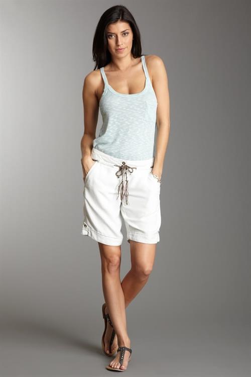 Nicole Williams English