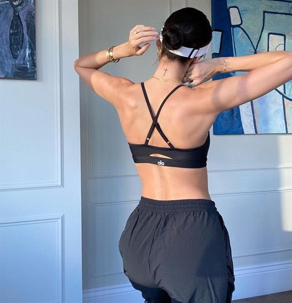 Nicole Williams English