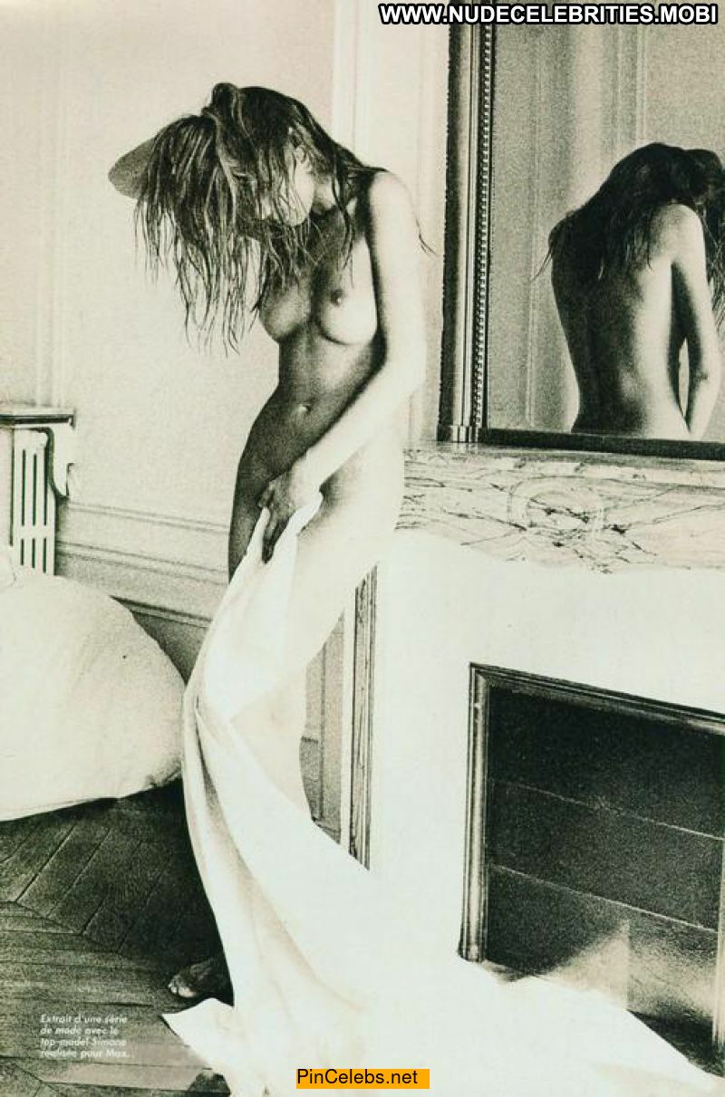 Tatjana Patitz - breasts
