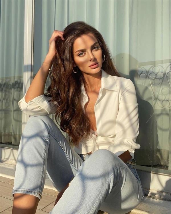 Mahlagha Jaberi