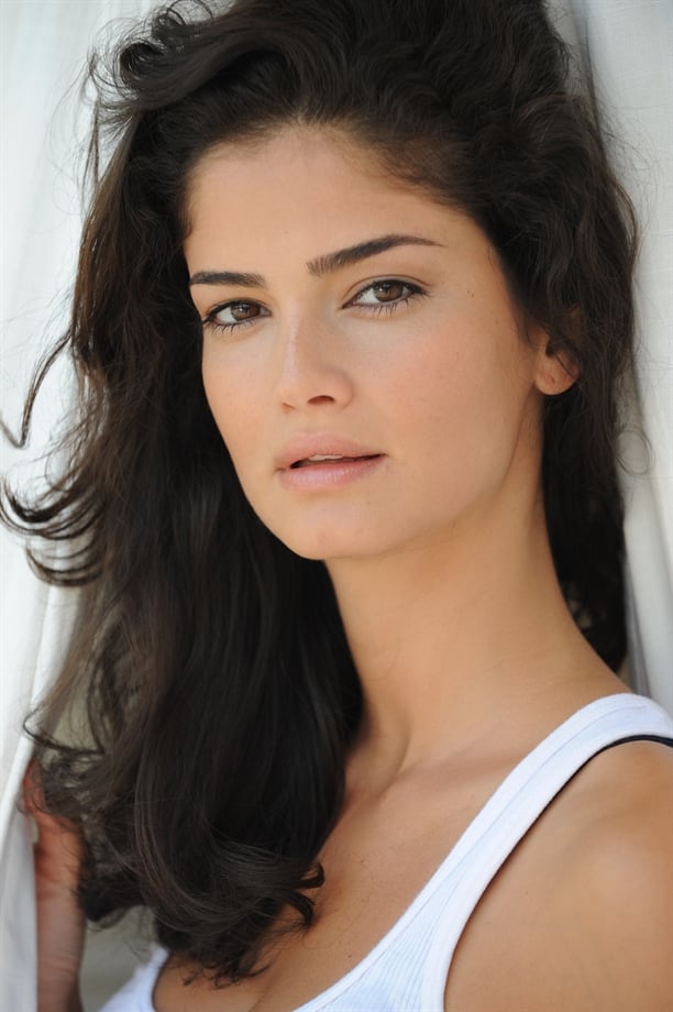 Shermine Shahrivar Pictures Shermine Shahrivar