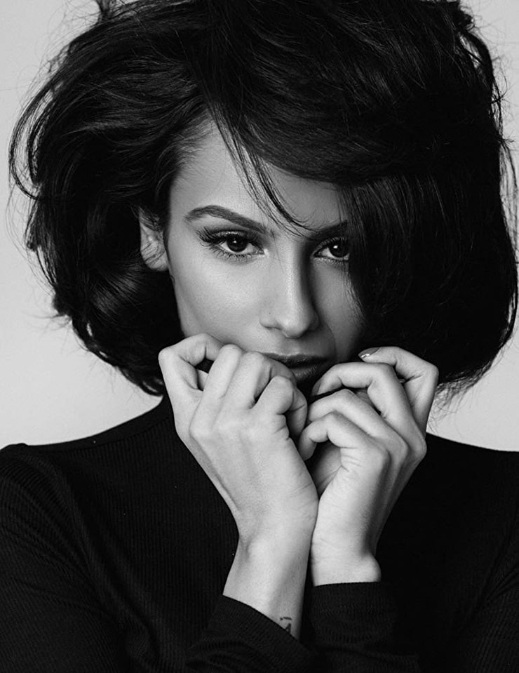Nazanin Mandi