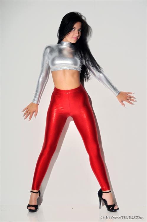 Marina E