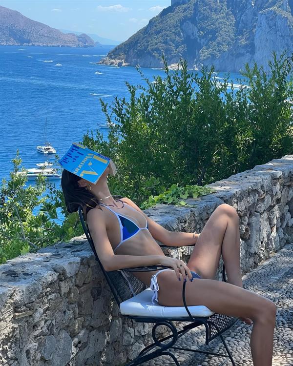 Jumelle Swim