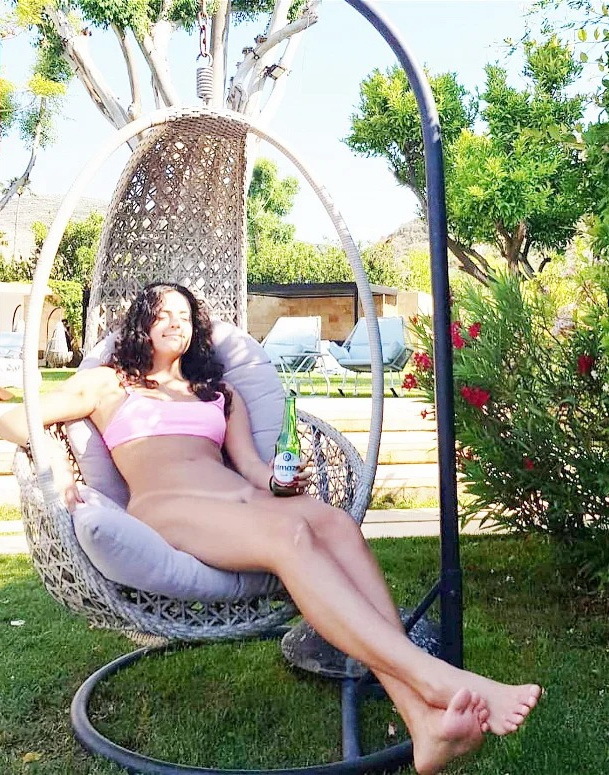 Sirena Nude Pics