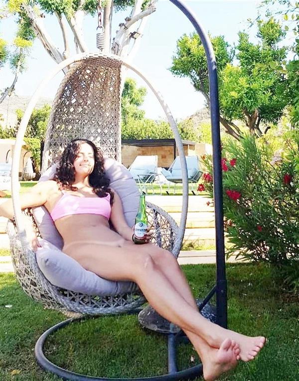 Sirena Nude Pics