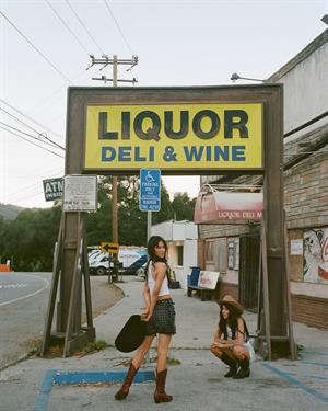 Elisha & Renee Herbert - Cowgirls