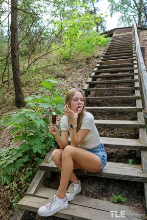 Luise Nude Pictures Horny And Creamy 1