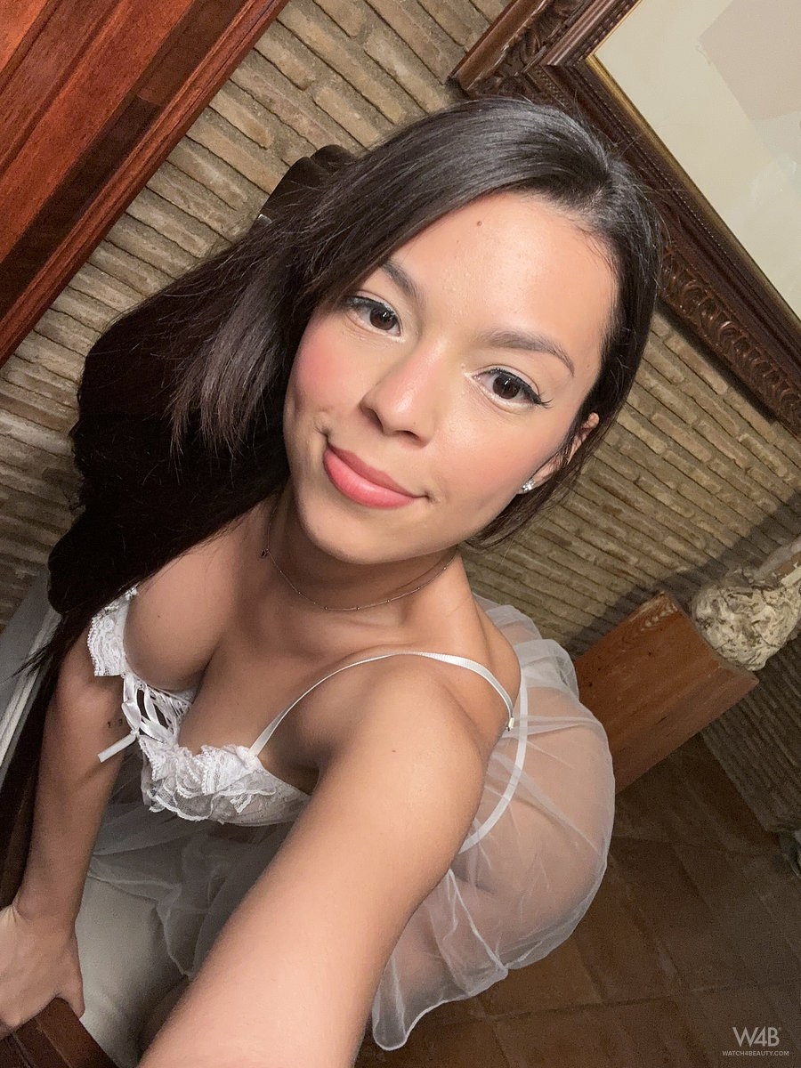 Sky Moon: Selfie 4U: My Present