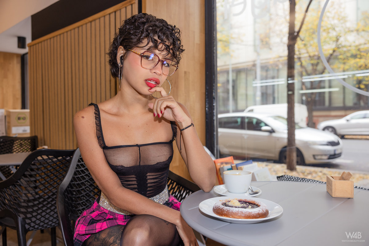 Lilith Baph: Present For You