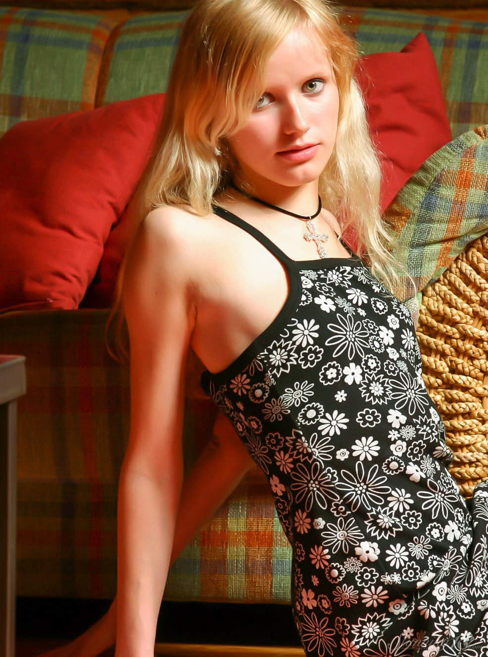 Yana - Flowered Dress